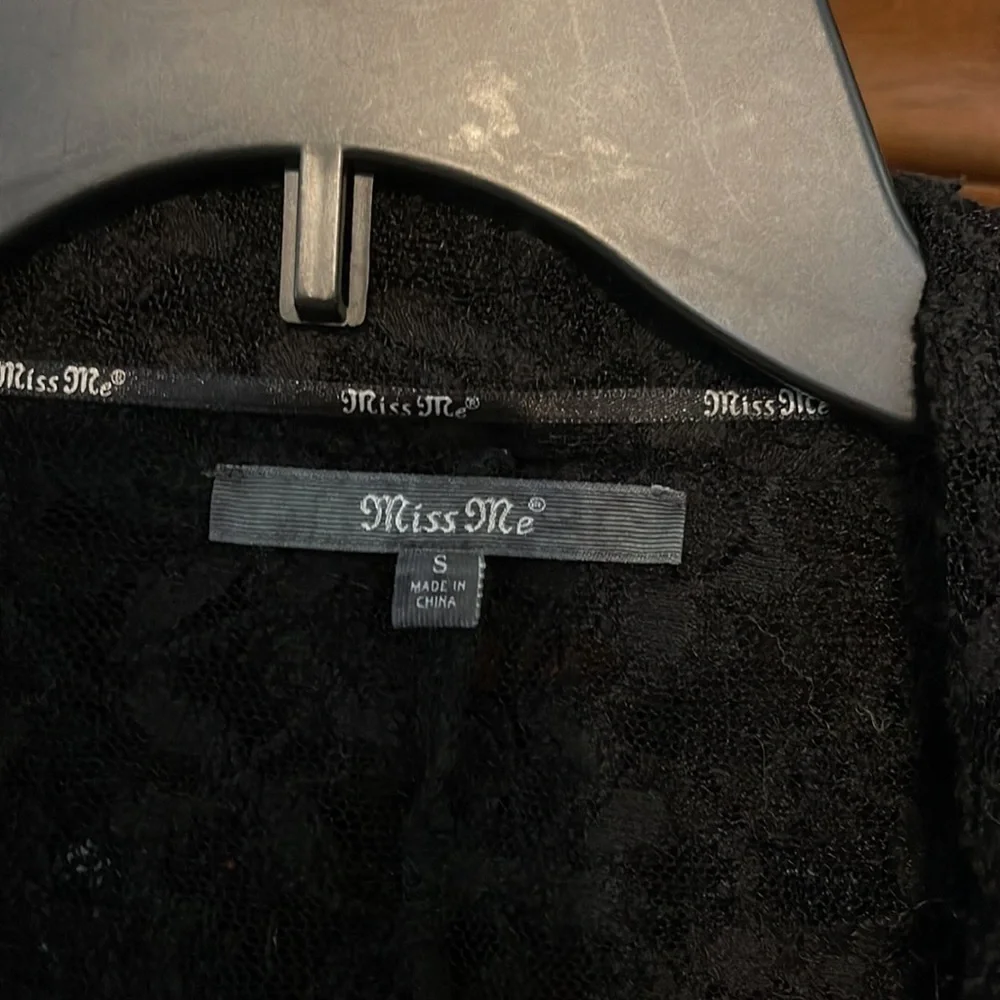 Miss Me asymmetrical open front embroidered lace sweater cardigan - Picture 2 of 5